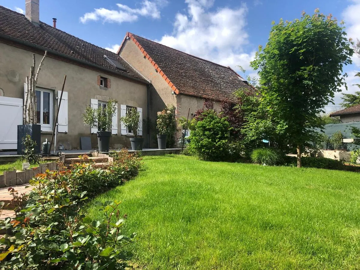 A 10Mn De Vichy Studio Dans Ancienne Etable Apartment